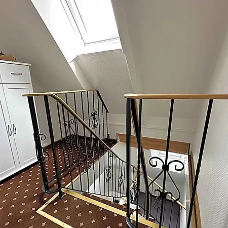 Peters Schwalbennest Hotel *